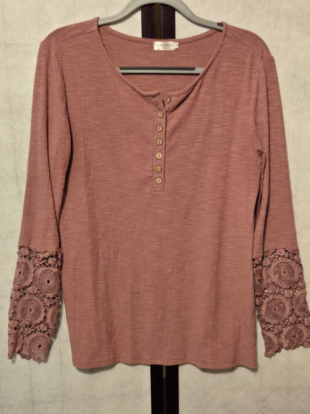 Kancystore Women's Lace-Sleeve Henley Top - Dusty Rose